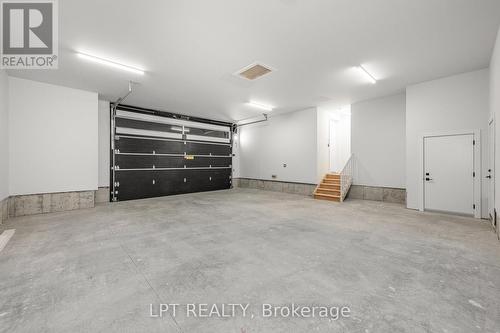 15 Briggs Avenue, Ottawa, ON - Indoor Photo Showing Garage