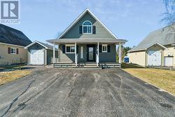 6 TEMAGAMI TRAIL Wasaga Beach, ON L9Z 1X7