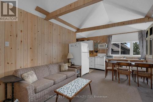 2026 Tiny Beaches Road S, Tiny, ON - Indoor Photo Showing Other Room