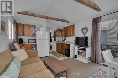 2026 Tiny Beaches Road S, Tiny, ON - Indoor