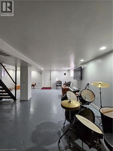 253 Grosvenor Avenue S, Hamilton, ON - Indoor Photo Showing Other Room