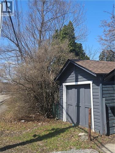 View of shed - 253 Grosvenor Avenue S, Hamilton, ON - Outdoor