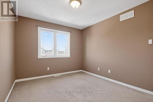 Bedroom 3 - 672 Pepperville Crescent E, Ottawa, ON - Indoor Photo Showing Other Room