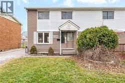 10349 SHENANDOAH Windsor, ON N8R 1B6
