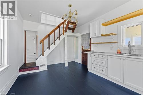 8 Tasker Street, St. Catharines, ON 