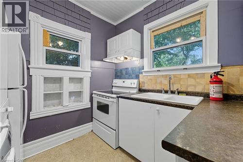 8 Tasker Street, St. Catharines, ON 