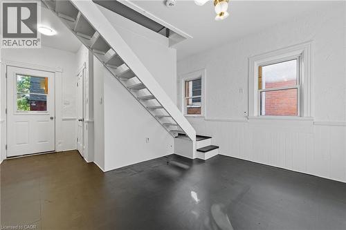 8 Tasker Street, St. Catharines, ON 