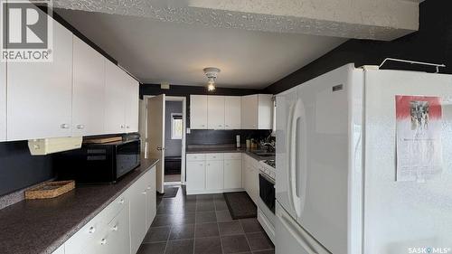 400 Hillcrest Avenue, Saskatchewan Beach, SK - Indoor Photo Showing Kitchen