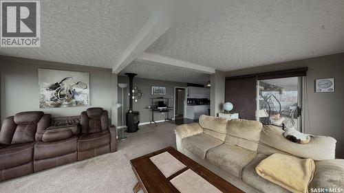 400 Hillcrest Avenue, Saskatchewan Beach, SK - Indoor Photo Showing Living Room