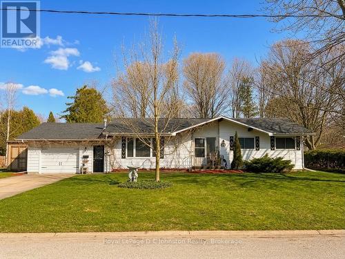 121 EDWARD STREET  Saugeen Shores, ON N0H 2L0