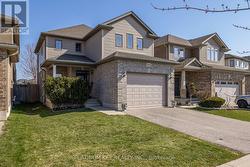 2682 TOKALA TRAIL  London North (North S), ON N6G 5B4