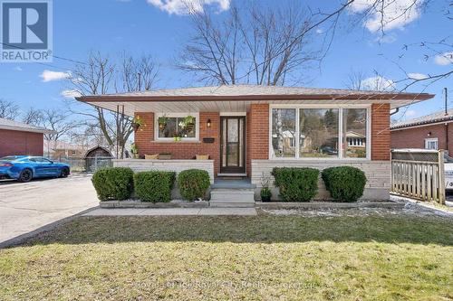 16 KENWOOD CRESCENT  Guelph (Junction/Onward Willow), ON N1H 6E5