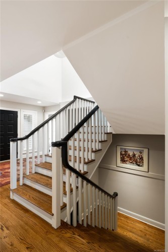 683 Mountjoy Ave, Oak Bay, BC 