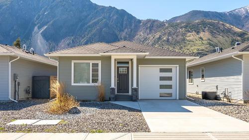 397 10th Avenue  Keremeos, BC V0X 1N3