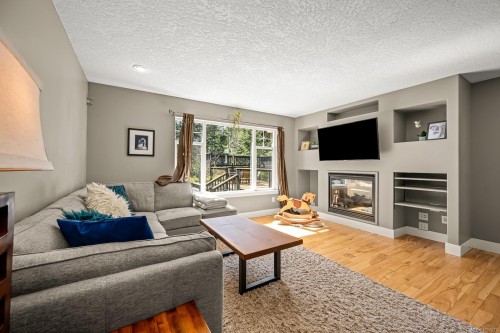 580 Brent Rd, Comox, BC 