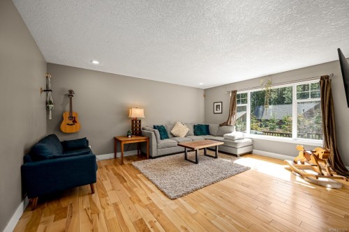 580 Brent Rd, Comox, BC 