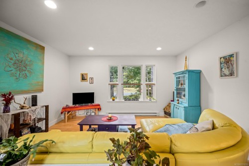 580 Brent Rd, Comox, BC 