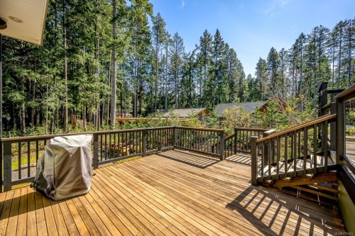 580 Brent Rd, Comox, BC 