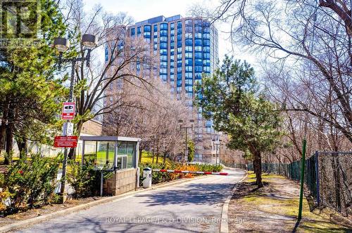 505 - 3 HICKORY TREE ROAD  Toronto, ON M9N 3W5