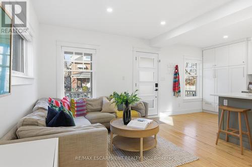 Main floor windows & doors 2018 - 73 Arkell Street, Hamilton, ON - Indoor Photo Showing Living Room
