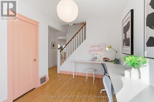 Makes a great office, kids space,  den.. - 73 Arkell Street, Hamilton, ON - Indoor Photo Showing Other Room