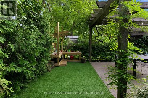 73 Arkell Street, Hamilton, ON - Outdoor