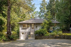 2320 Dolphin Rd North Saanich, BC V8L 5V2