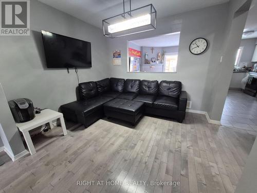 dining room - 85 Margrave Avenue, Ottawa, ON - Indoor Photo Showing Living Room