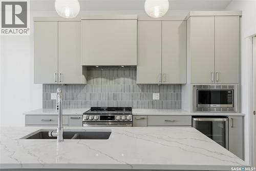 151 Nazarali Way, Saskatoon, SK - Indoor Photo Showing Kitchen With Double Sink With Upgraded Kitchen