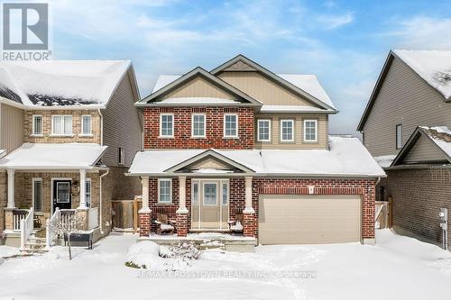 8 BROWNLEY LANE  Essa, ON L0M 1B0