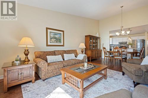 21 - 19 Somerset Drive, Norfolk (Port Dover), ON - Indoor Photo Showing Living Room
