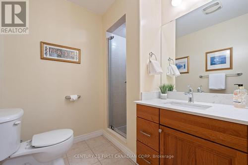 21 - 19 Somerset Drive, Norfolk (Port Dover), ON - Indoor Photo Showing Bathroom