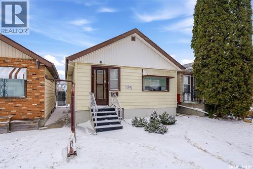 1921 Atkinson Street, Regina, SK - Outdoor
