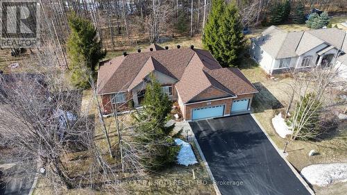 6 Lloyd Cook Drive E, Springwater, ON - Outdoor