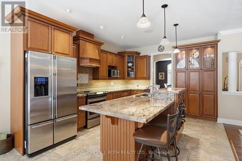 6 Lloyd Cook Drive E, Springwater, ON - Indoor Photo Showing Kitchen With Stainless Steel Kitchen With Upgraded Kitchen