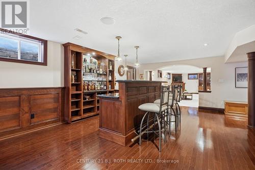 6 Lloyd Cook Drive E, Springwater, ON - Indoor Photo Showing Other Room