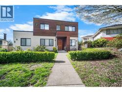 7493 GATINEAU PLACE  Vancouver, BC V5S 2S3