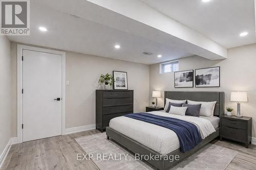 4 Colgate Court, Hamilton, ON - Indoor Photo Showing Bedroom