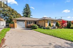 745 GLENGROVE STREET Oshawa, ON L1J 5C5
