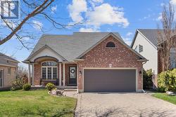 30 BRIARWOOD DRIVE  St. Catharines (Rykert/Vansickle), ON L2S 4A7