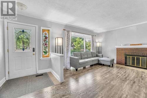 60 Eastman Avenue, London East (East N), ON - Indoor Photo Showing Living Room With Fireplace