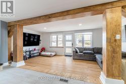 Front Entrance & Living Room! - 