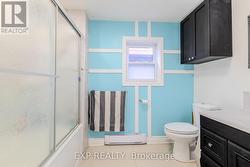 Main Floor Bathroom - 