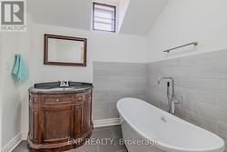 Great Soaker Tub - Upper Bathroom - 