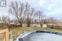 Fenced to the River - Both Sides! - 