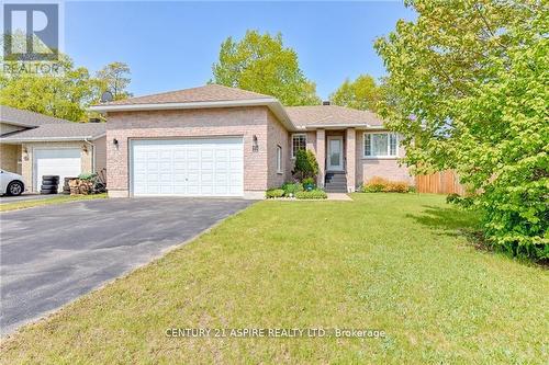 32 BAYSHORE DRIVE  Petawawa, ON K8H 3R7