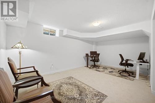 32 Mountainside Crescent, Whitby, ON - Indoor