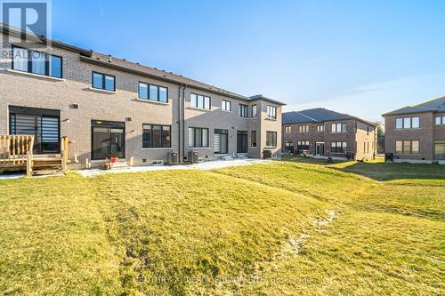 32 Mountainside Crescent, Whitby, ON - Outdoor With Exterior