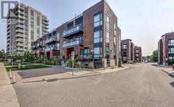 B602 - 5279 HIGHWAY 7 Vaughan, ON L4L 0J1