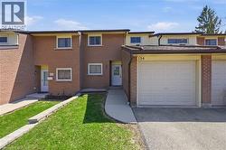 11 QUEENSLEA Drive Unit# 154  Hamilton, ON L8W 1T7